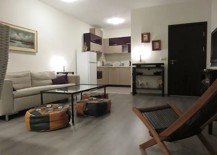 Nereya Palace Art Aprtament Marina Apartman *