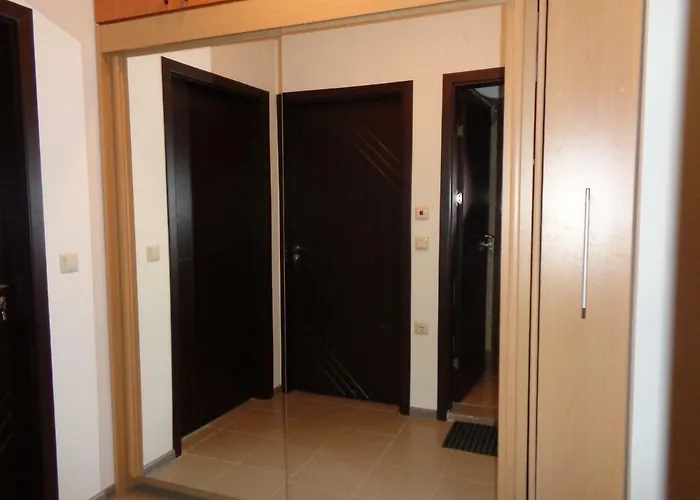 Nereya Palace Art Aprtament Marina Apartment Pomorie